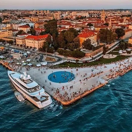 Appartamento Deen Delux Penthouse, Infinity Pool *